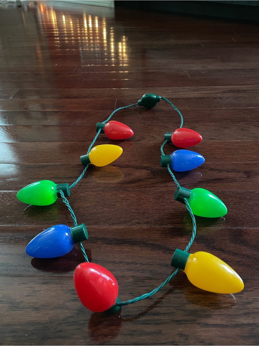 Jumbo Christmas Light Plastic Necklace (NOT light up anymore) 🎄